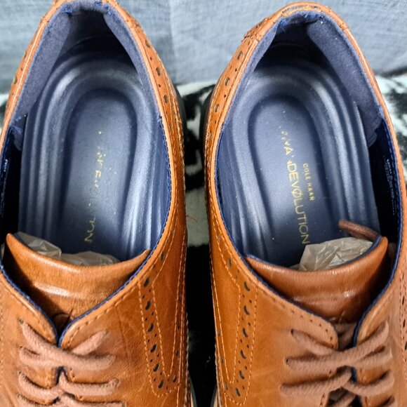 %Cole Haan Men\'s Grand Evolution Shortwing Oxford Size 10M / D10